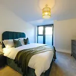 Hotwells Flat 7- Hopewell *